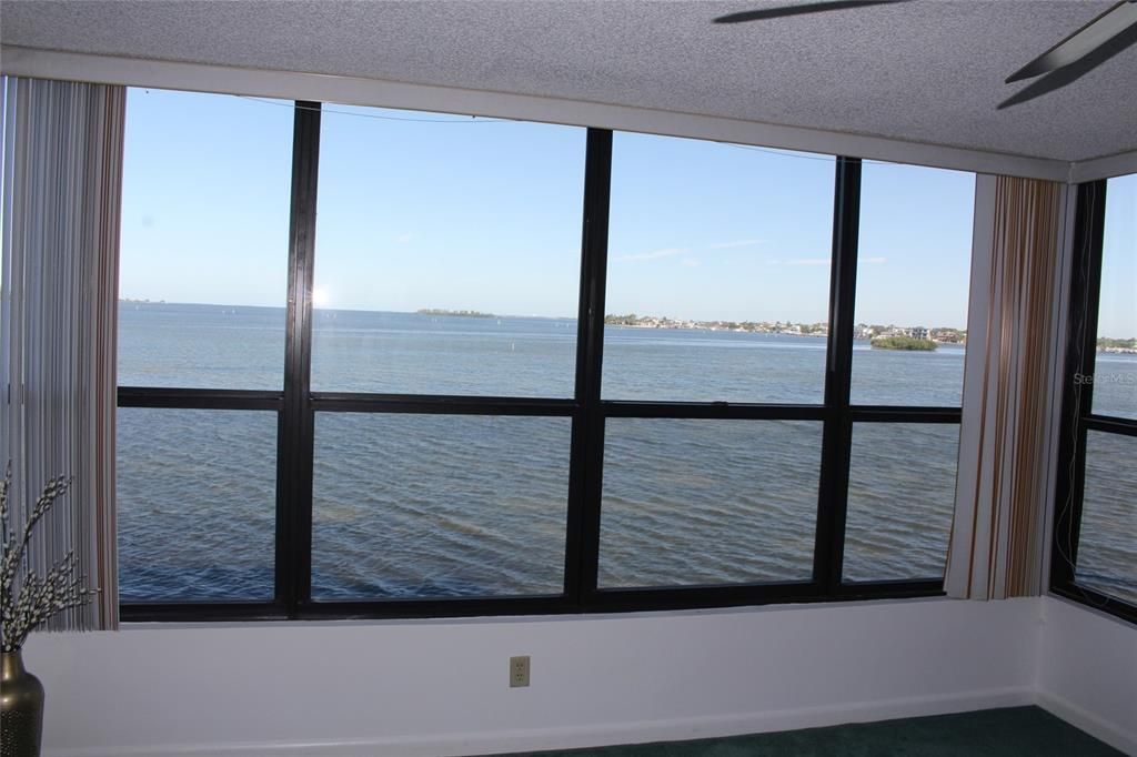 На продажу: $365,000 (2 спален, 2 ванн, 1180 Квадратных фут)