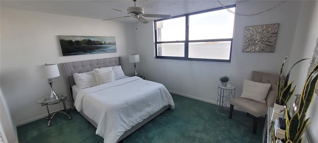 На продажу: $365,000 (2 спален, 2 ванн, 1180 Квадратных фут)