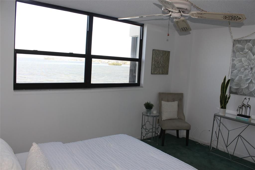 На продажу: $365,000 (2 спален, 2 ванн, 1180 Квадратных фут)