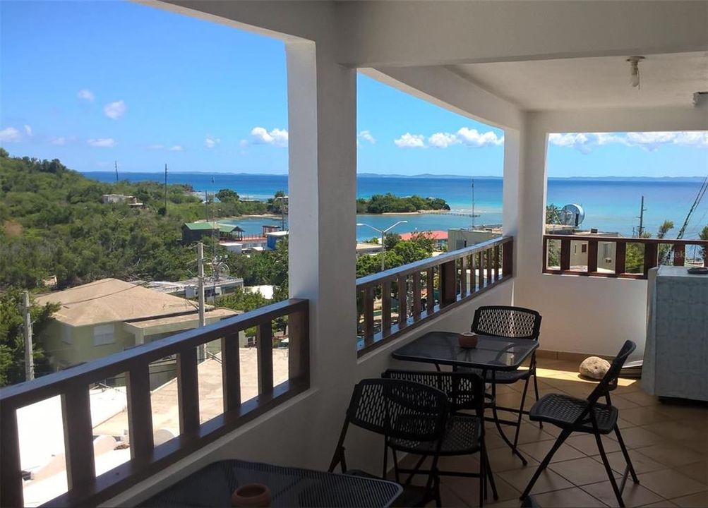 For Sale: $579,000 (4 beds, 2 baths, 1800 Square Feet)