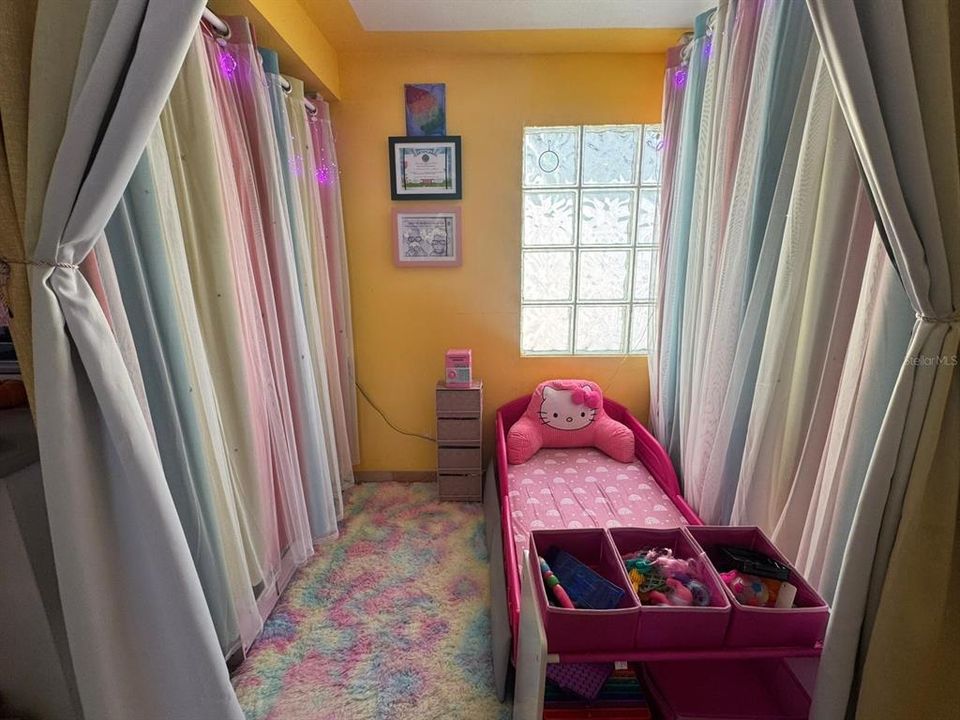 For Sale: $579,000 (4 beds, 2 baths, 1800 Square Feet)