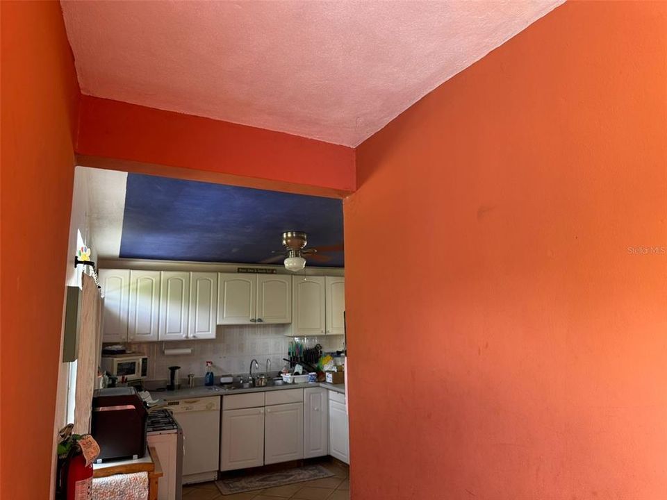 For Sale: $579,000 (4 beds, 2 baths, 1800 Square Feet)