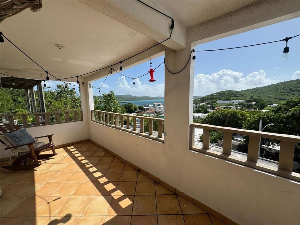 For Sale: $579,000 (4 beds, 2 baths, 1800 Square Feet)