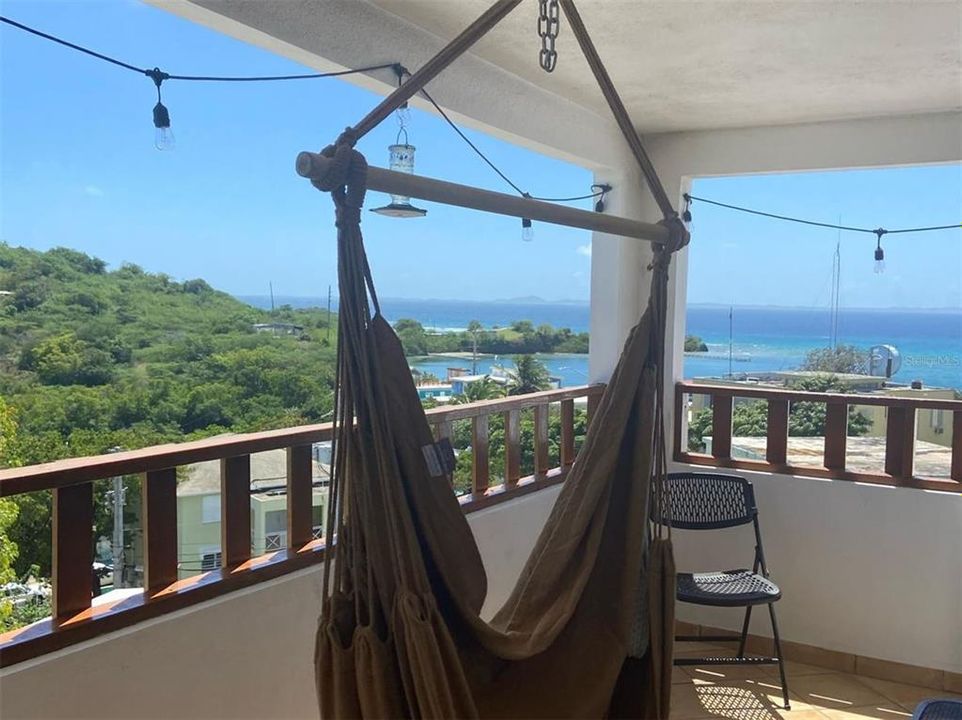 For Sale: $579,000 (4 beds, 2 baths, 1800 Square Feet)