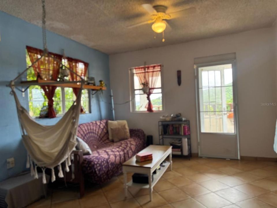 For Sale: $579,000 (4 beds, 2 baths, 1800 Square Feet)