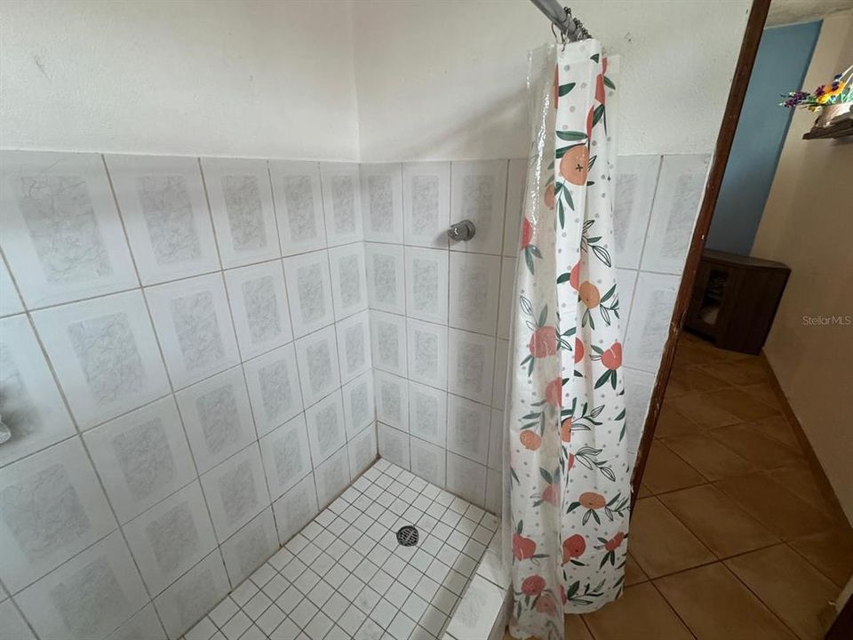 For Sale: $579,000 (4 beds, 2 baths, 1800 Square Feet)