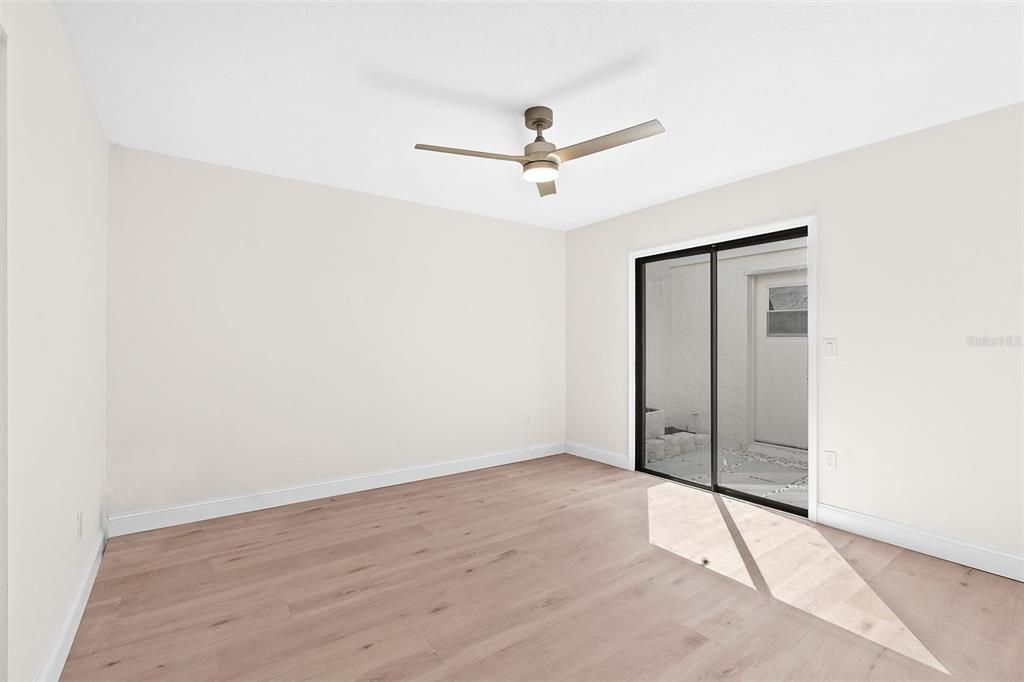 For Sale: $389,900 (2 beds, 2 baths, 1527 Square Feet)