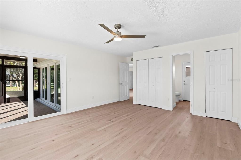 For Sale: $389,900 (2 beds, 2 baths, 1527 Square Feet)