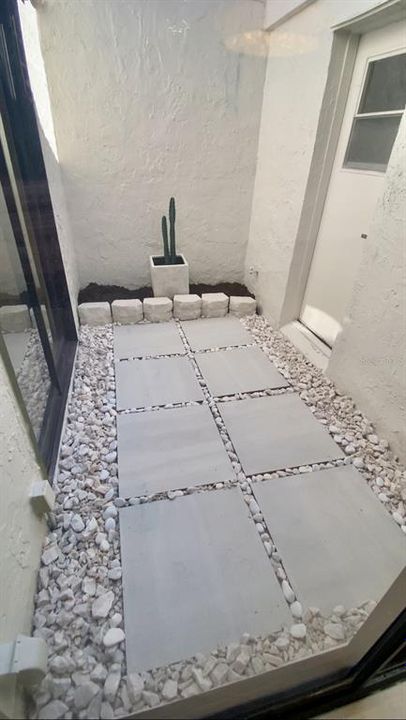 For Sale: $389,900 (2 beds, 2 baths, 1527 Square Feet)