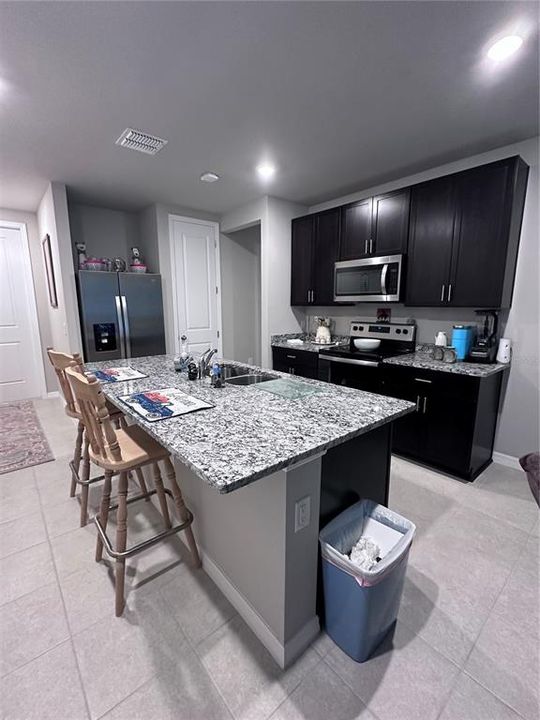 На продажу: $247,850 (3 спален, 2 ванн, 1268 Квадратных фут)