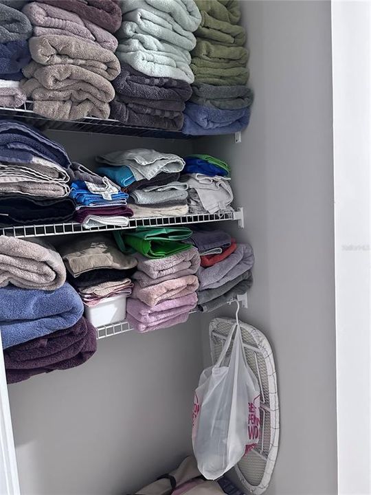 На продажу: $247,850 (3 спален, 2 ванн, 1268 Квадратных фут)