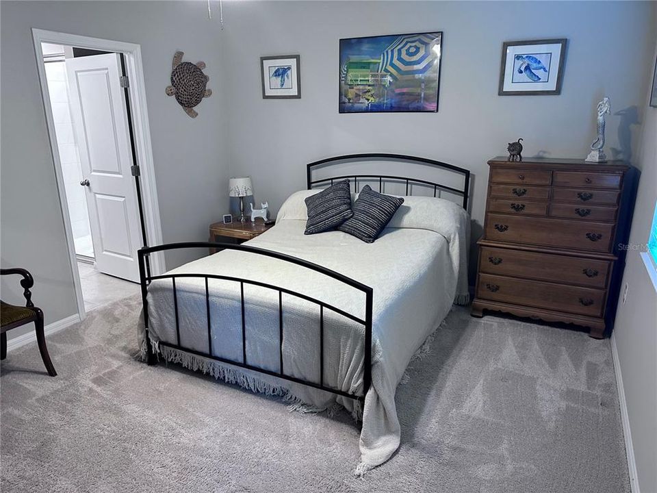 На продажу: $247,850 (3 спален, 2 ванн, 1268 Квадратных фут)