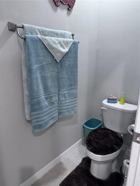 На продажу: $247,850 (3 спален, 2 ванн, 1268 Квадратных фут)