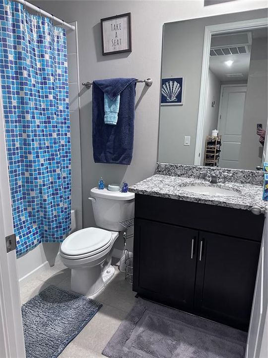 На продажу: $247,850 (3 спален, 2 ванн, 1268 Квадратных фут)