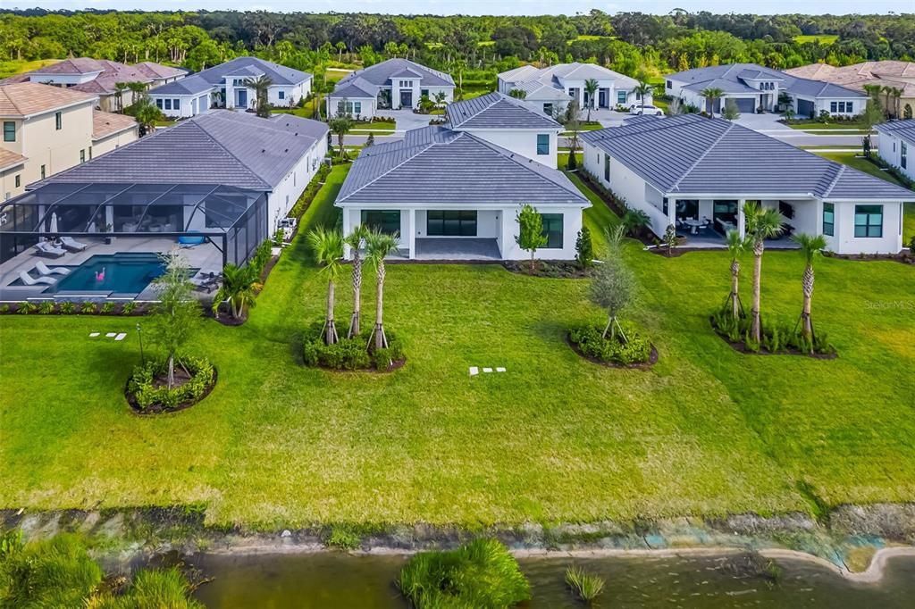 Activo con contrato: $1,375,000 (4 camas, 4 baños, 3579 Pies cuadrados)