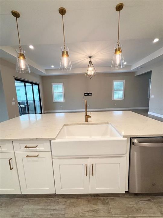 На продажу: $794,000 (3 спален, 2 ванн, 2427 Квадратных фут)