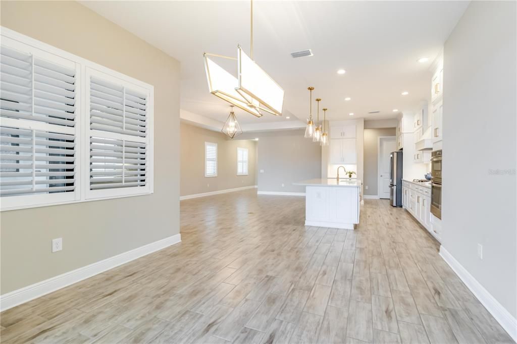 На продажу: $794,000 (3 спален, 2 ванн, 2427 Квадратных фут)