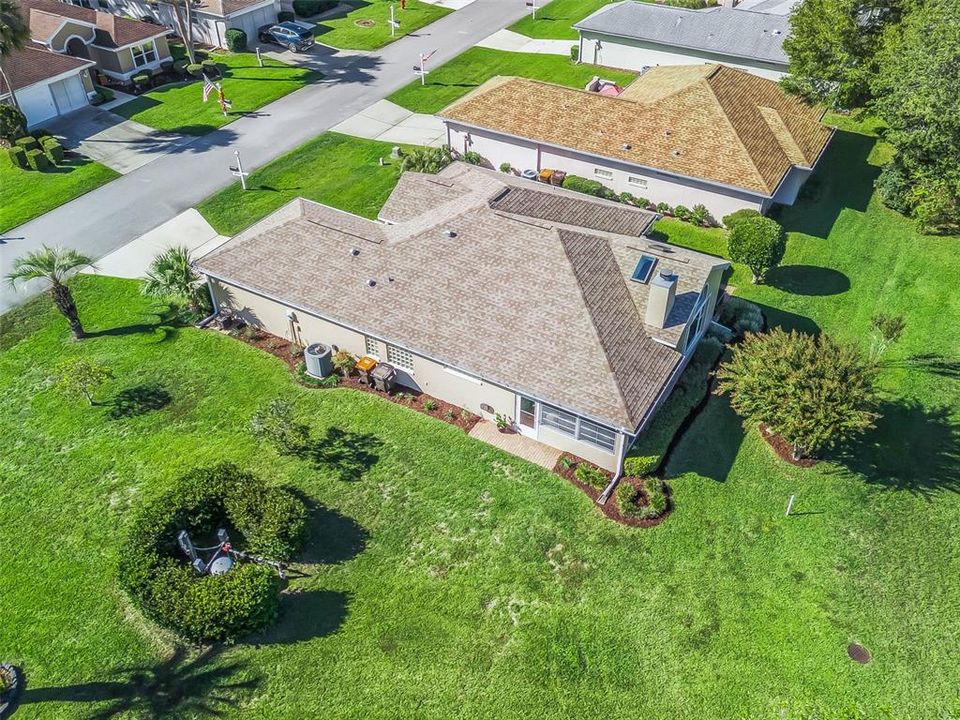 合同活跃: $264,990 (2 贝兹, 2 浴室, 1596 平方英尺)