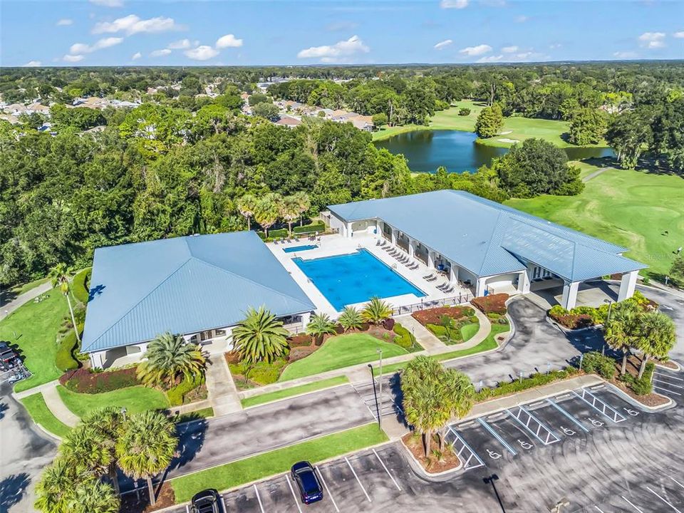 合同活跃: $264,990 (2 贝兹, 2 浴室, 1596 平方英尺)