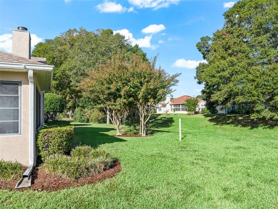 合同活跃: $264,990 (2 贝兹, 2 浴室, 1596 平方英尺)