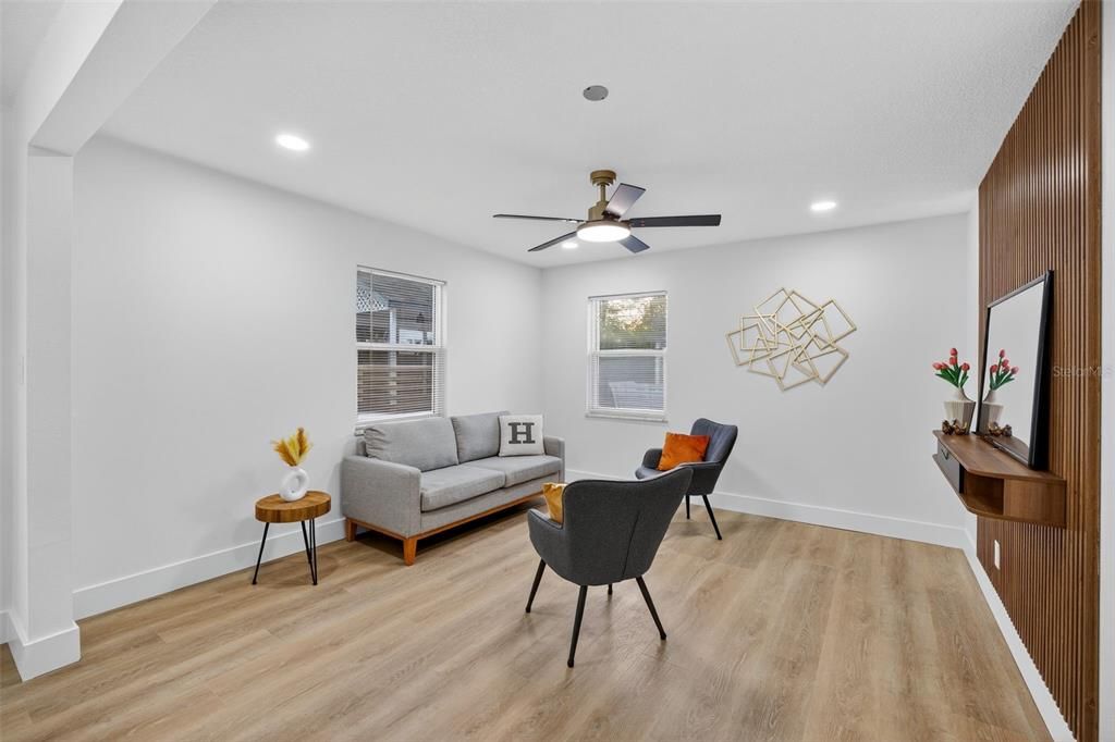 Active With Contract: $540,000 (4 beds, 2 baths, 1916 Square Feet)