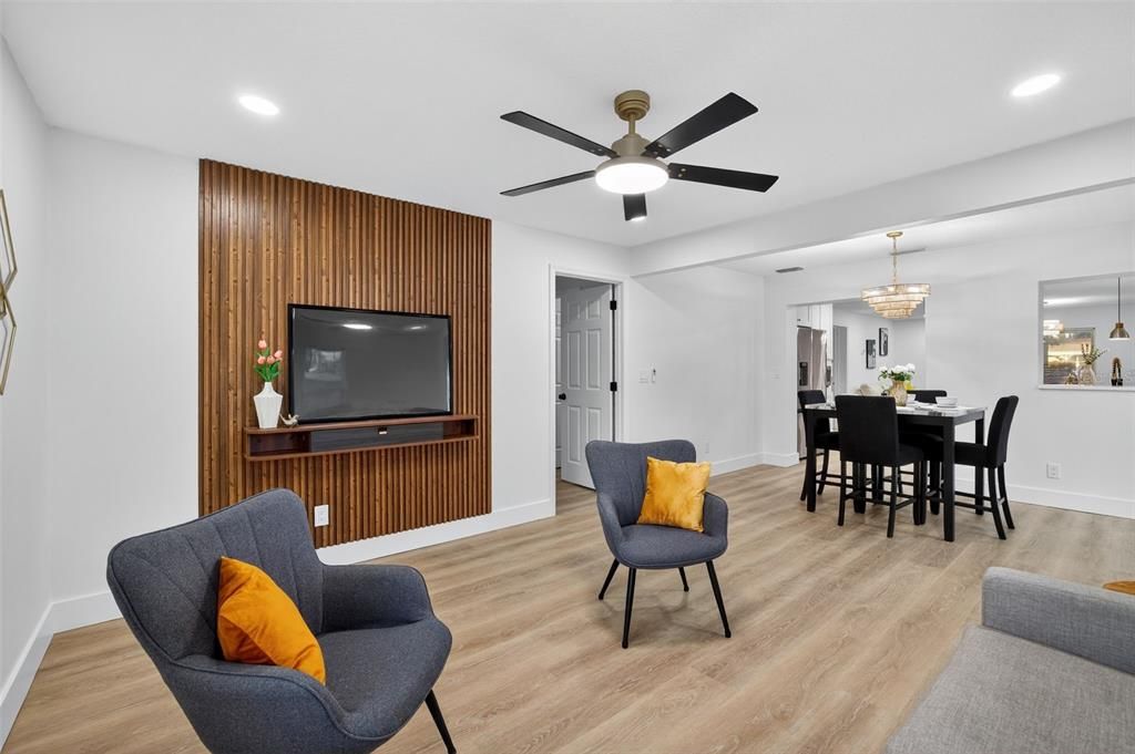 Active With Contract: $540,000 (4 beds, 2 baths, 1916 Square Feet)