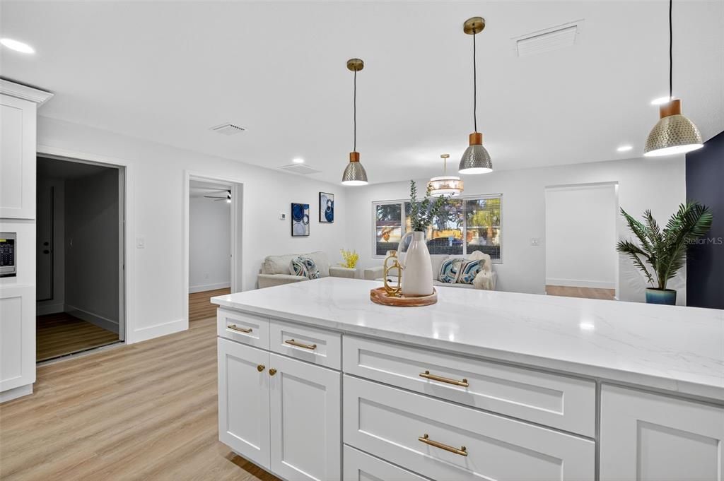 Active With Contract: $540,000 (4 beds, 2 baths, 1916 Square Feet)