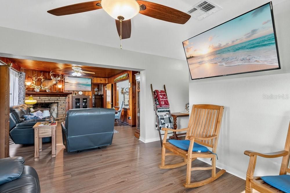 待售: $339,900 (3 贝兹, 2 浴室, 1740 平方英尺)