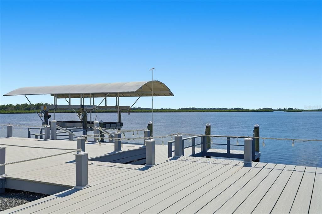 For Sale: $680,000 (4 beds, 3 baths, 3286 Square Feet)