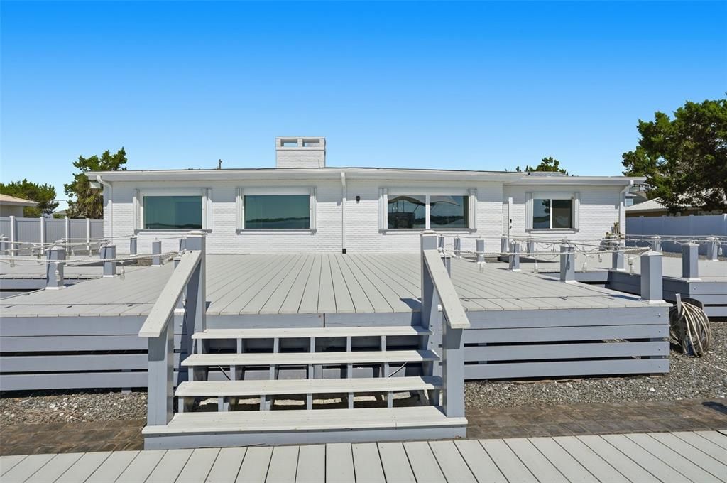 For Sale: $680,000 (4 beds, 3 baths, 3286 Square Feet)