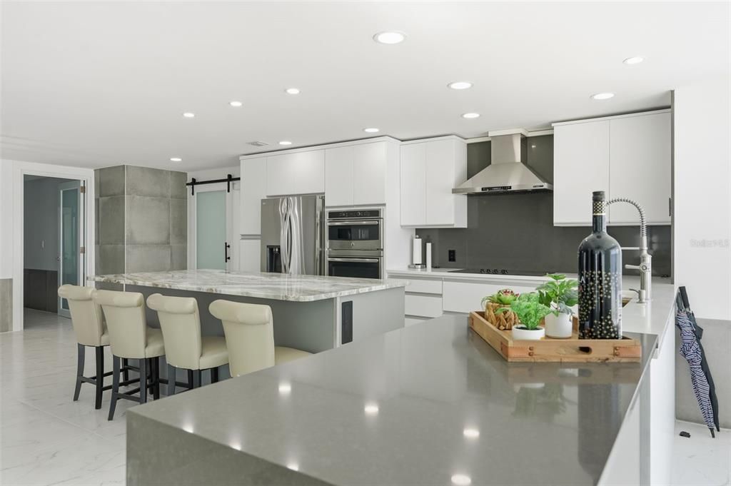 For Sale: $680,000 (4 beds, 3 baths, 3286 Square Feet)