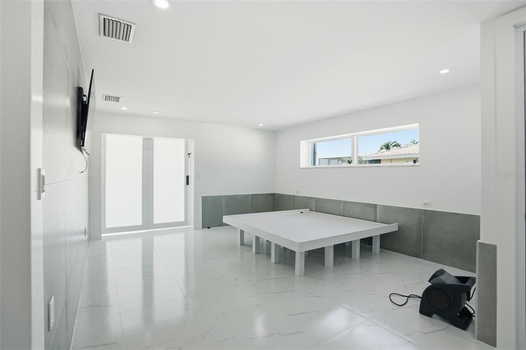 For Sale: $680,000 (4 beds, 3 baths, 3286 Square Feet)