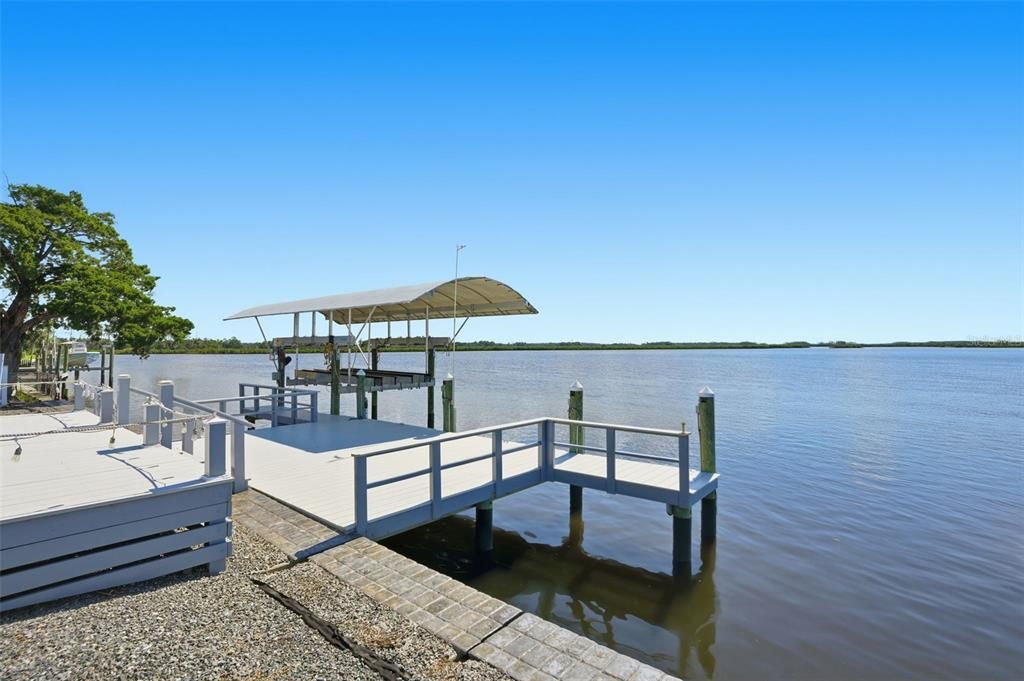 For Sale: $680,000 (4 beds, 3 baths, 3286 Square Feet)