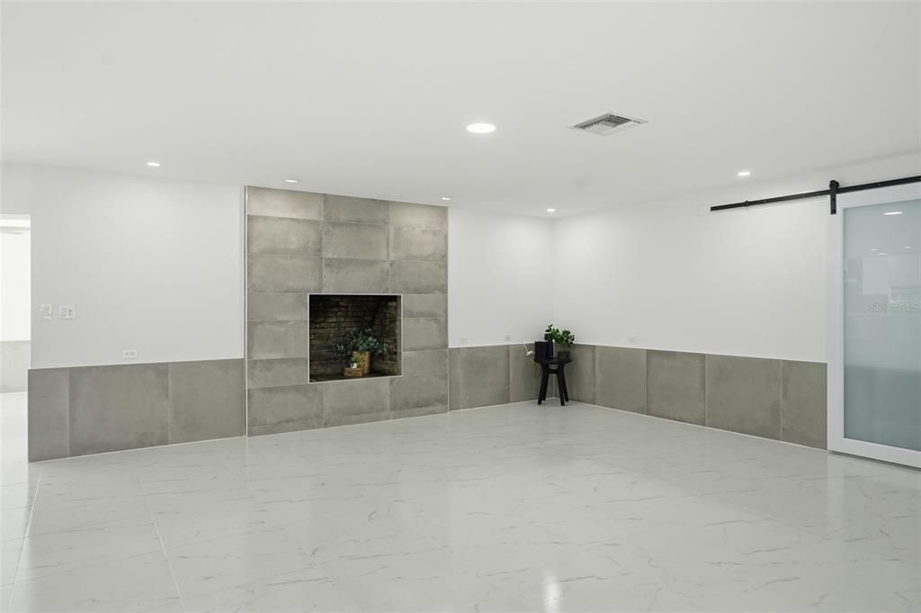 For Sale: $680,000 (4 beds, 3 baths, 3286 Square Feet)