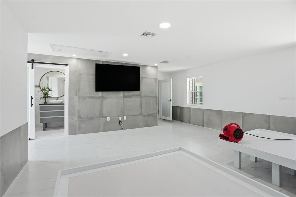 For Sale: $680,000 (4 beds, 3 baths, 3286 Square Feet)