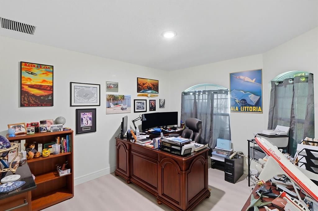 待售: $799,900 (3 贝兹, 2 浴室, 2065 平方英尺)