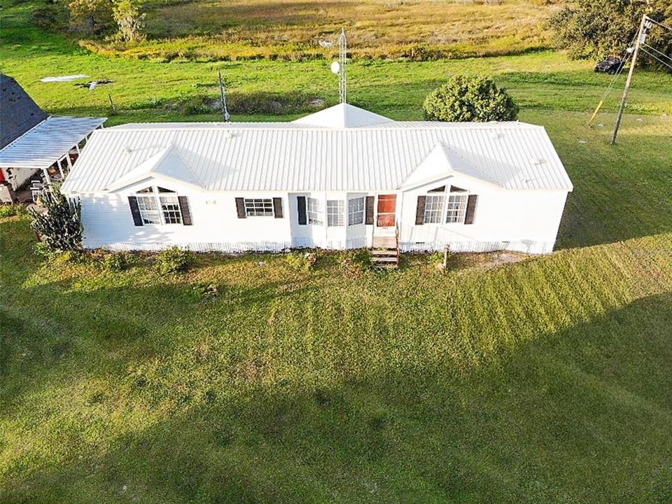 For Sale: $515,000 (4 beds, 4 baths, 2156 Square Feet)