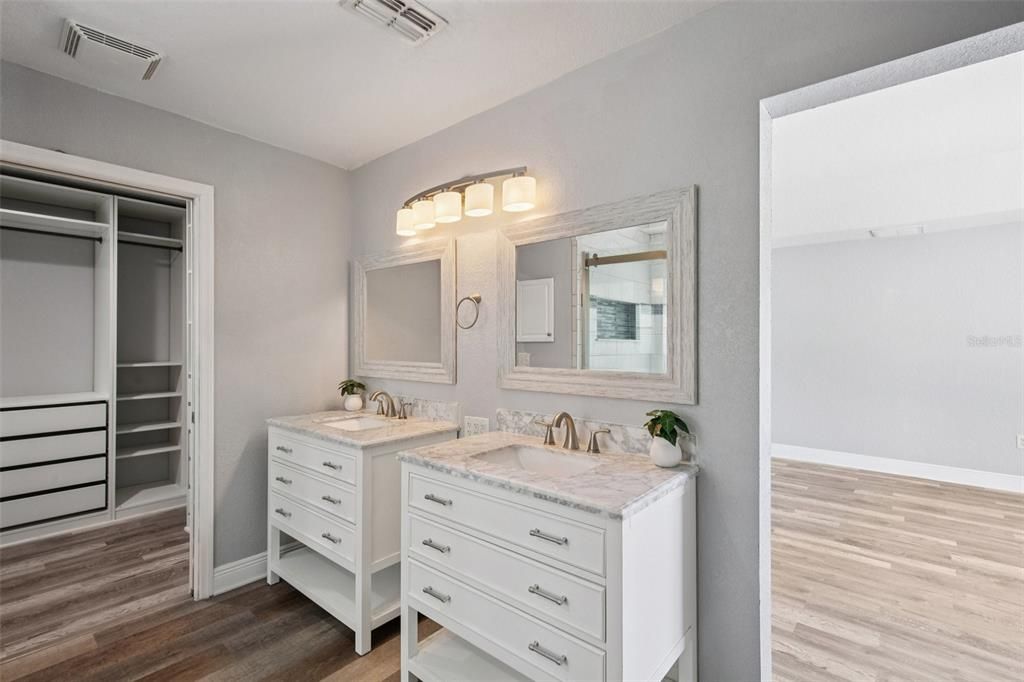 For Sale: $480,000 (4 beds, 3 baths, 3049 Square Feet)