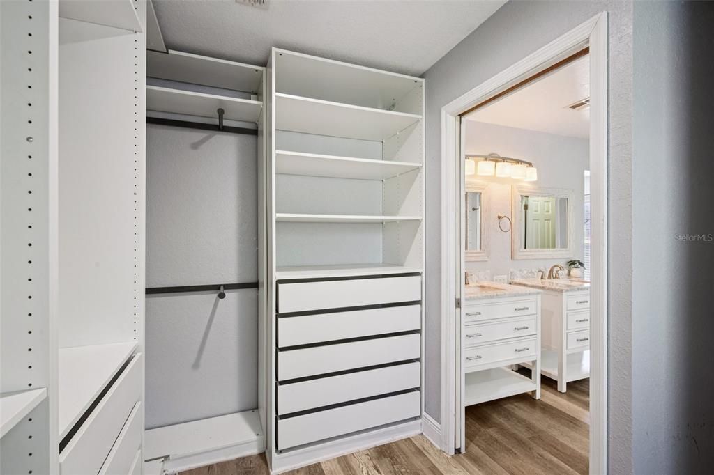 For Sale: $480,000 (4 beds, 3 baths, 3049 Square Feet)