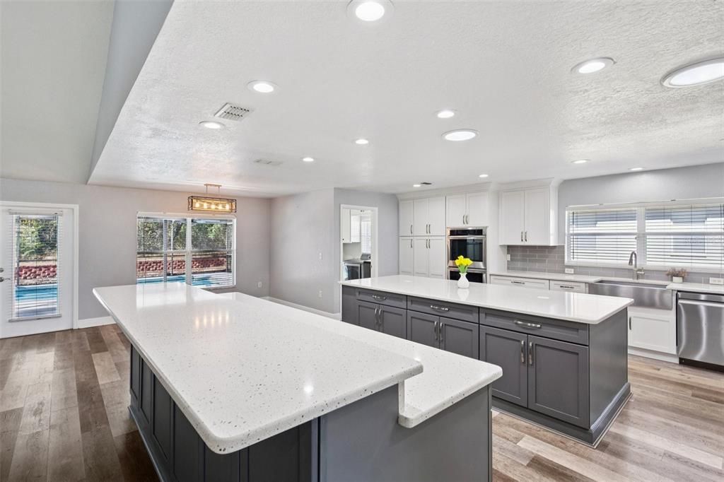 For Sale: $480,000 (4 beds, 3 baths, 3049 Square Feet)