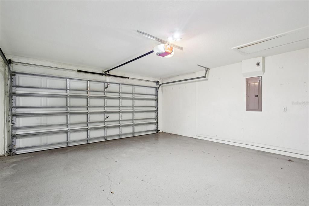 For Sale: $480,000 (4 beds, 3 baths, 3049 Square Feet)