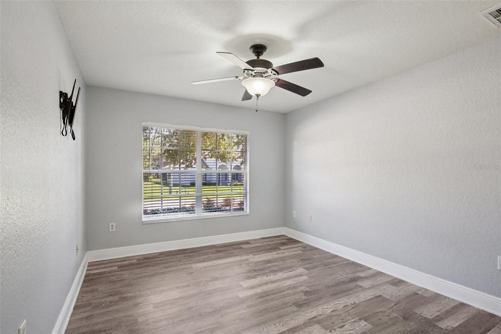 For Sale: $480,000 (4 beds, 3 baths, 3049 Square Feet)