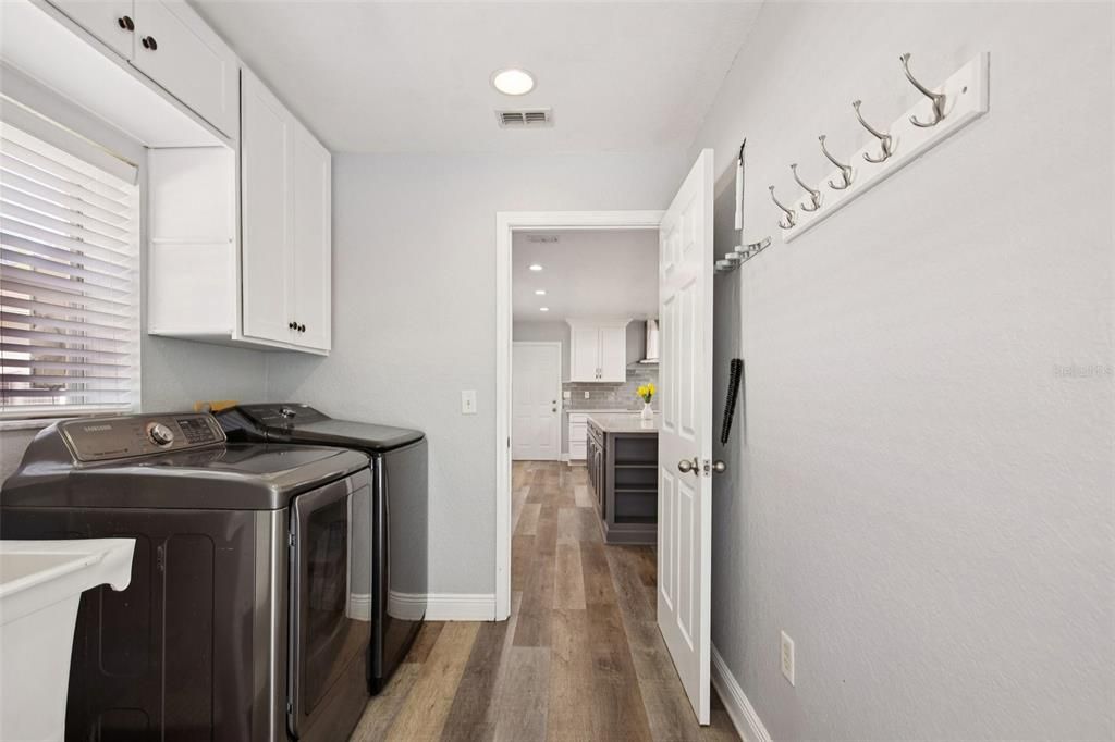 For Sale: $480,000 (4 beds, 3 baths, 3049 Square Feet)