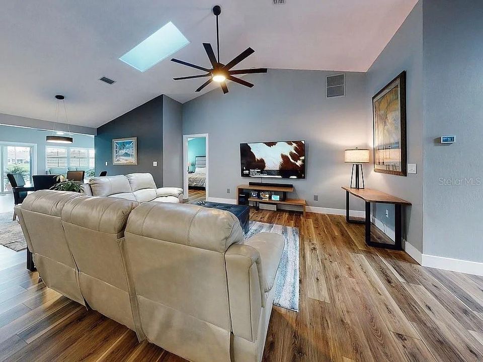 На продажу: $434,500 (3 спален, 2 ванн, 1764 Квадратных фут)