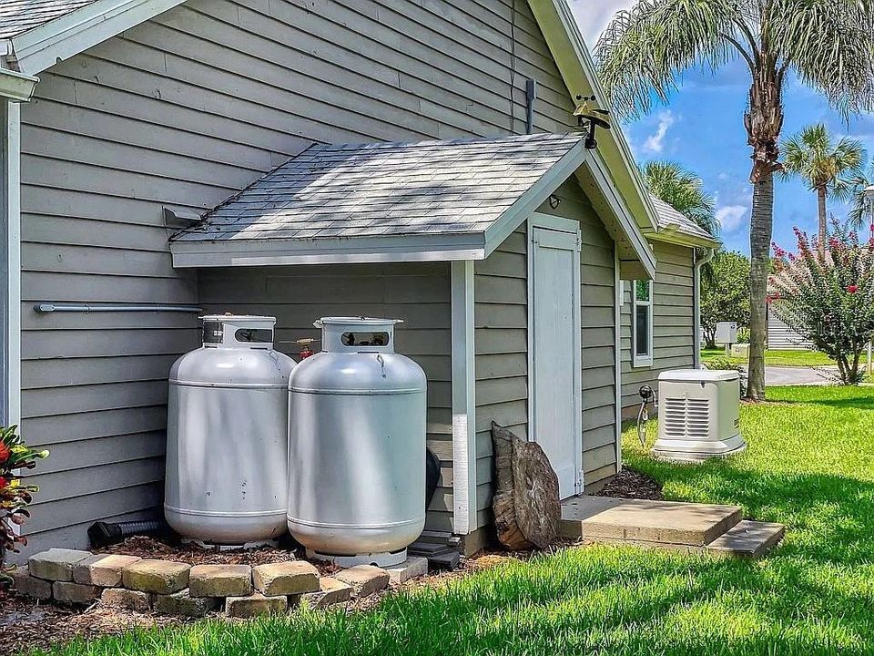 На продажу: $434,500 (3 спален, 2 ванн, 1764 Квадратных фут)