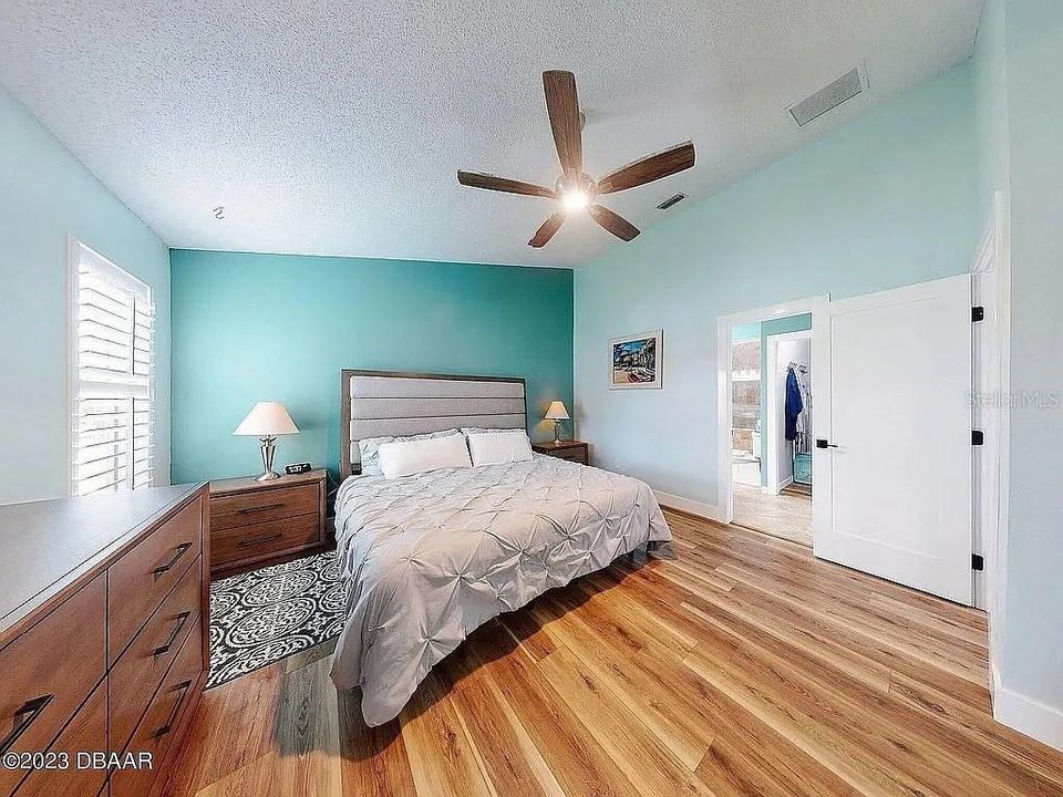 На продажу: $434,500 (3 спален, 2 ванн, 1764 Квадратных фут)