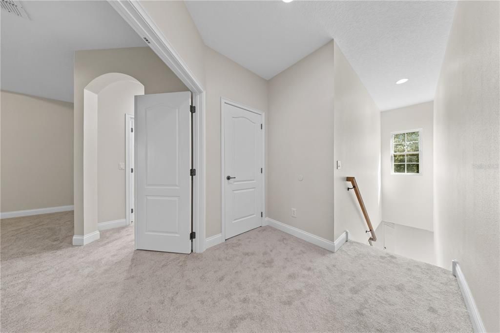 For Rent: $3,200 (4 beds, 3 baths, 2420 Square Feet)