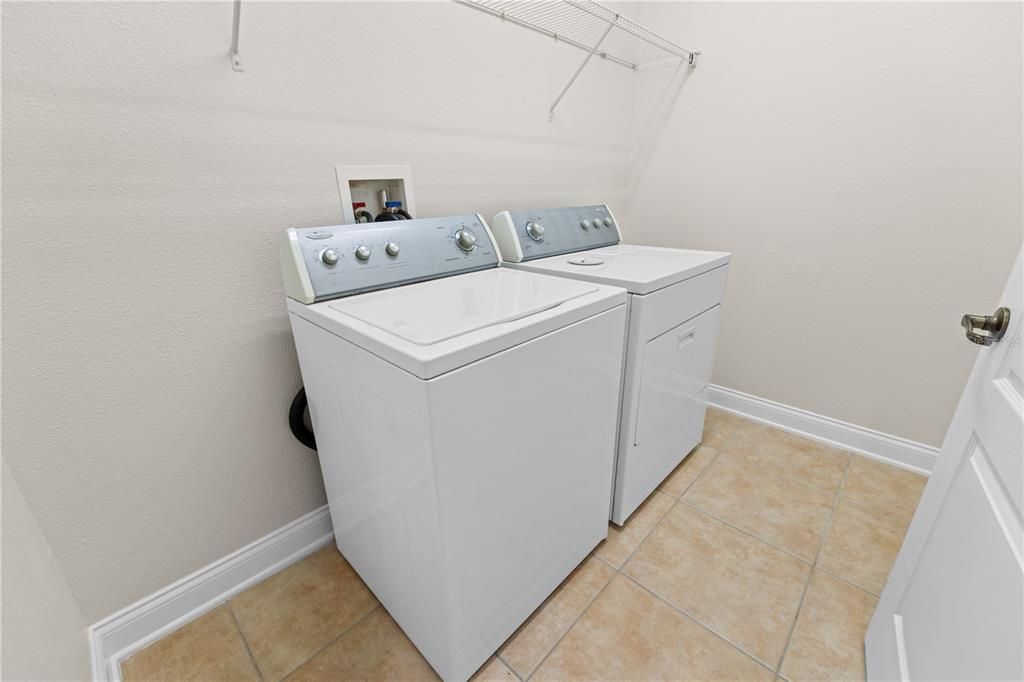 For Rent: $3,200 (4 beds, 3 baths, 2420 Square Feet)