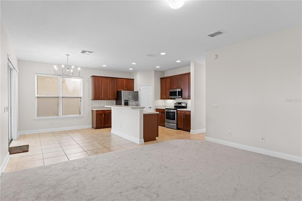 For Rent: $3,200 (4 beds, 3 baths, 2420 Square Feet)