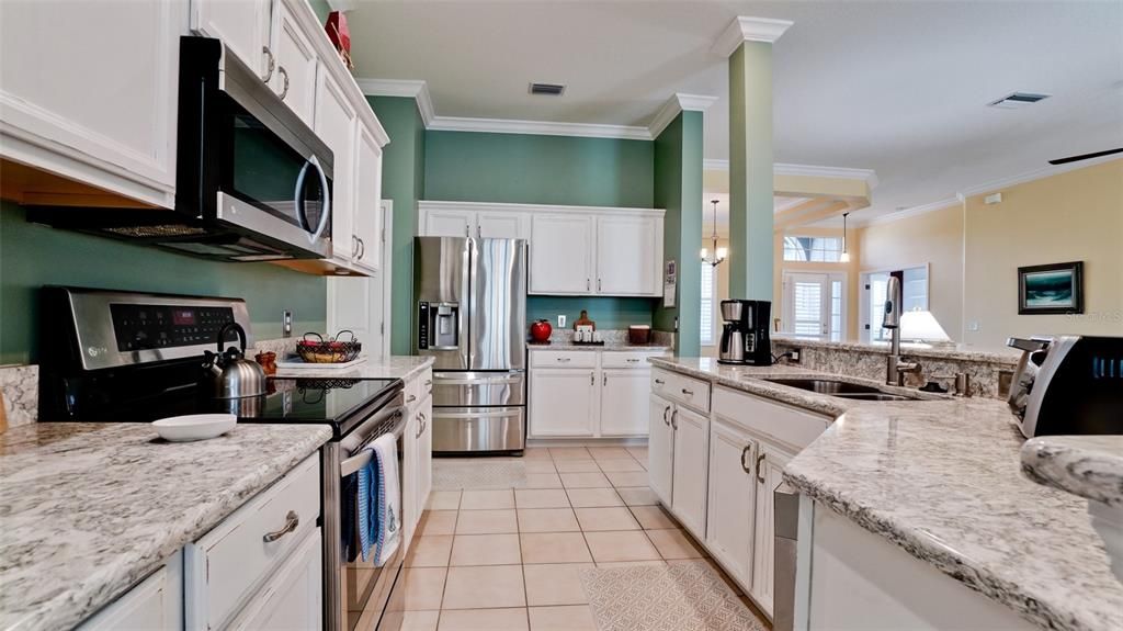 Active With Contract: $565,000 (3 beds, 2 baths, 1889 Square Feet)